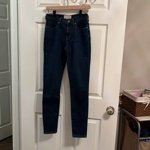 Womens size 26T everlane jeans!